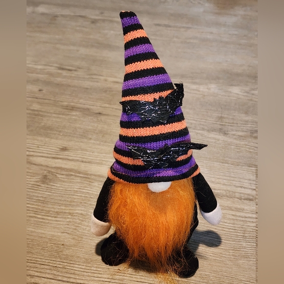 Other - NWOT Halloween Gnome Witch Plush Elf Bats  Decor‎ Farmhouse Plaid KZ